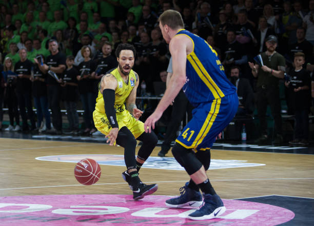 埃利奥特向 埃利奥特向