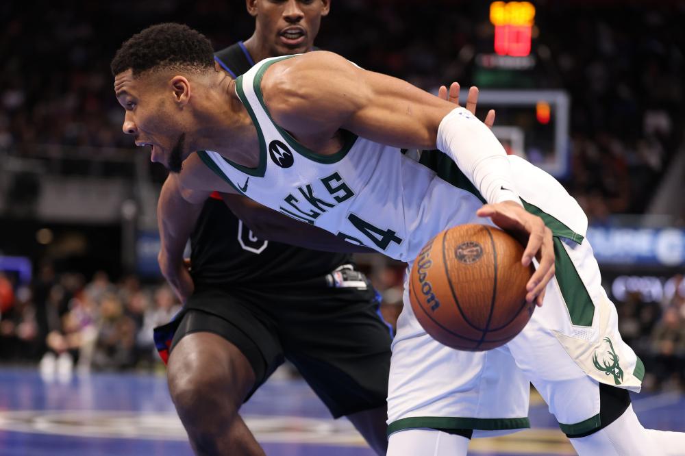 两支队伍展 两支队伍展