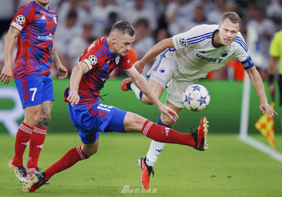 德国中场弗 德国中场弗